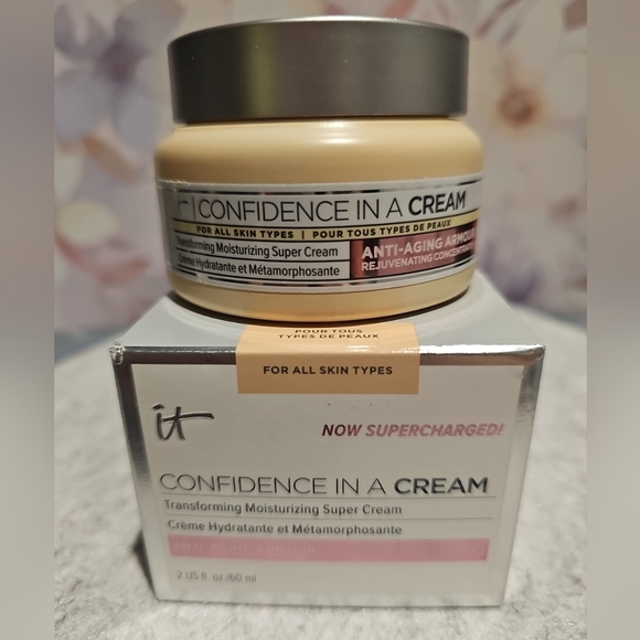 IT Cosmetics Confidence in a Cream • Anti-Aging Hydrating Moisturizer • 2 oz - Picture 1 of 7